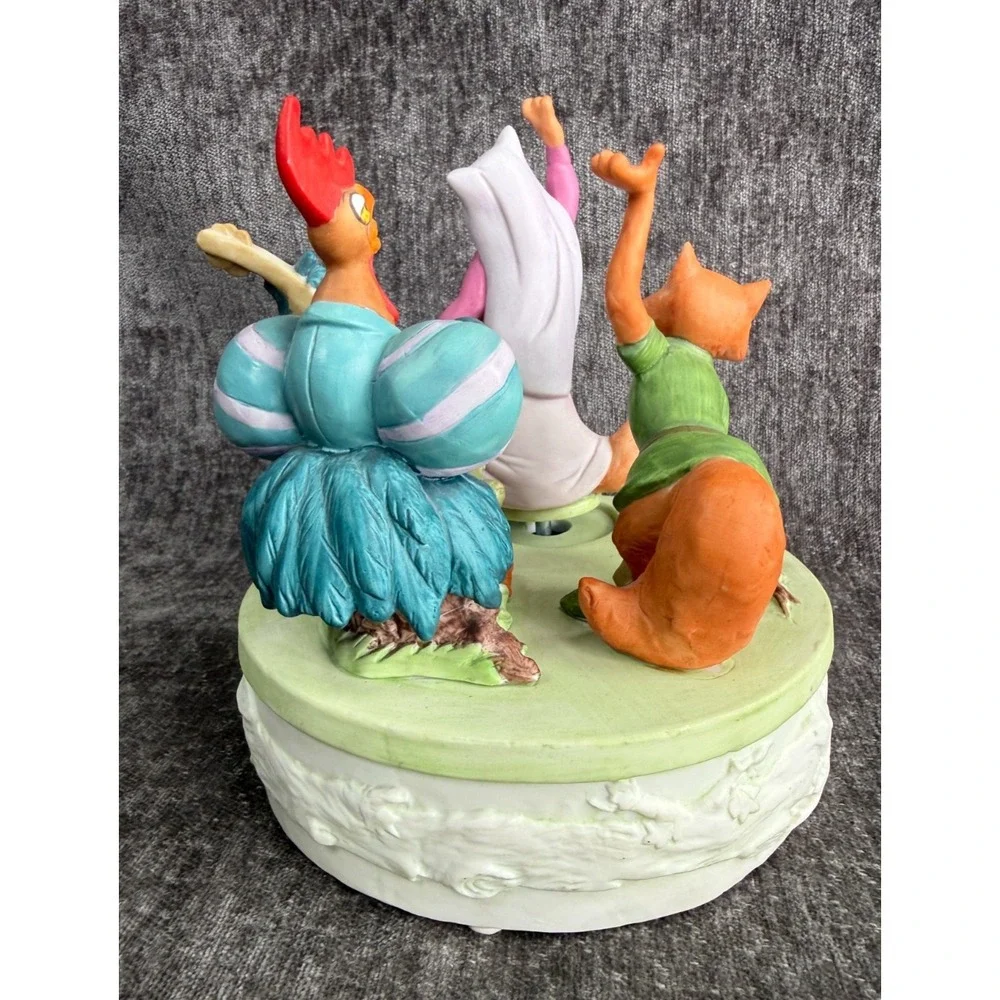 Vintage Disney Collection Musical Memories Robin Hood Ceramic Music Box Ltd Ed